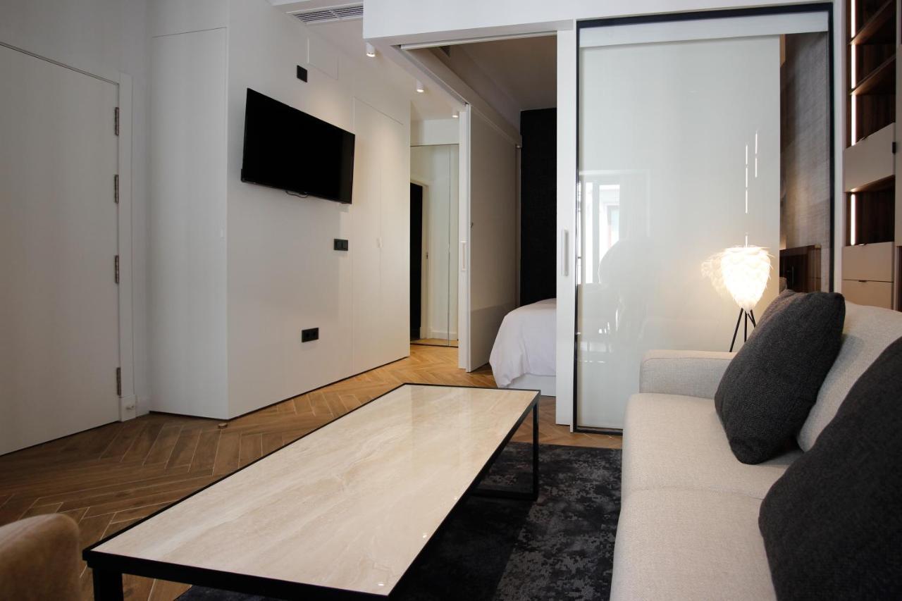 セビリアDuplex-Penthouse Cabo Noval, By Homing Uアパートメント 部屋 写真